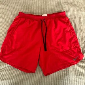 Nike Stride Running Short